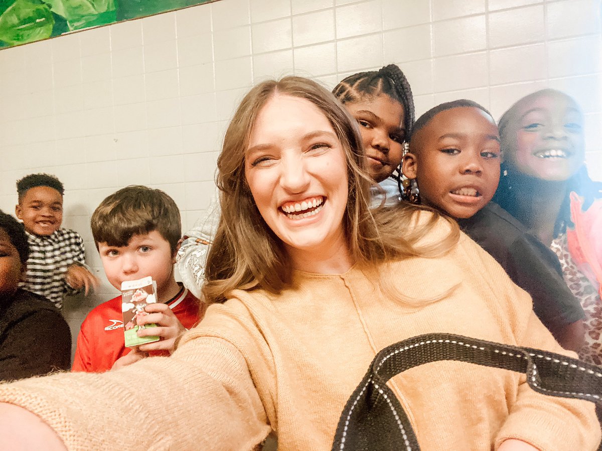 M S. V A L E N T I N E tweet media