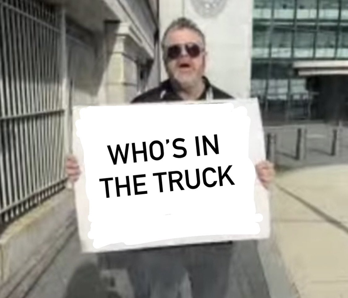 LOUDMOUTH_ETH's tweet image. My man @BenArmstrongsX is at it again! He’s minting @dawtnft on #solana @kingfud only 100 #dawt left!