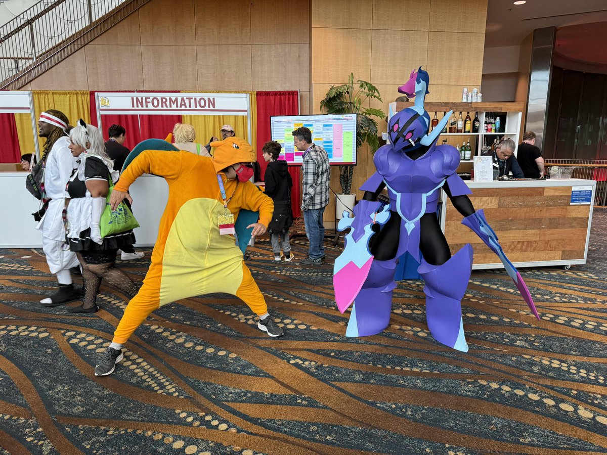 TimcangJr's tweet image. So Many Pokemon Trainer and Battles in Anime Los Angeles! #pokemon #ceruledge #cosplay
