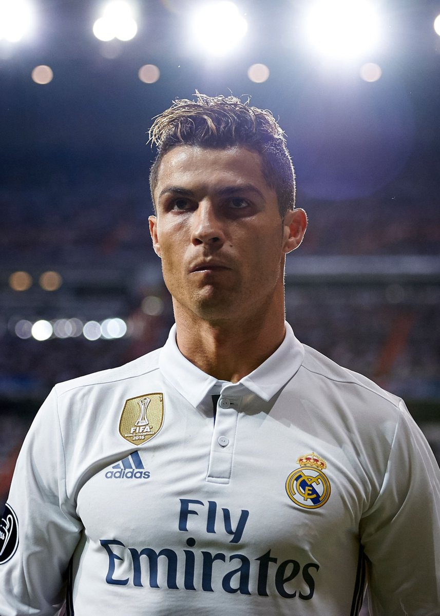 CR7HQ_'s tweet photo. Real Madrid vs Atletico Madrid  🖤
-2 May , 2017
#CristianoRonaldo #RealMadrid https://t.co/QKsevyzjcQ