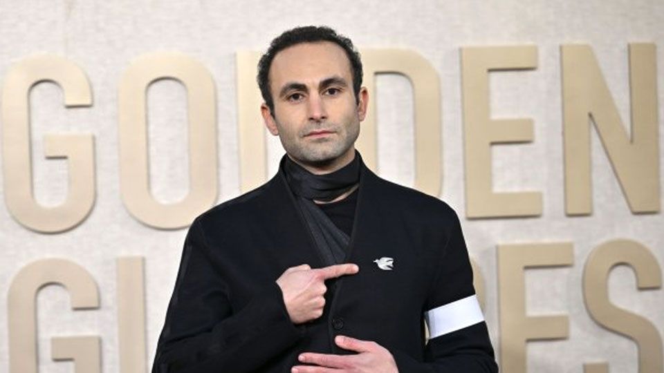 OttomanaNews's tweet photo. AFRICA
Egypt: Golden Globe Awards Ceremony
#Egypt #KhalidAbdalla #TheCrown 
#GoldenGlobeAwards #DodiFayed #LadyDiana 
https://t.co/XtF8tHlrDc https://t.co/iSrbQkJ0Rc