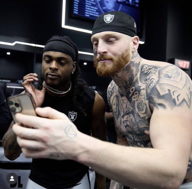 TheRaiderRamble's tweet photo. When the “Antonio Pierce has been hired by the Las Vegas Raiders” notification drops https://t.co/dqszU7cxH3
