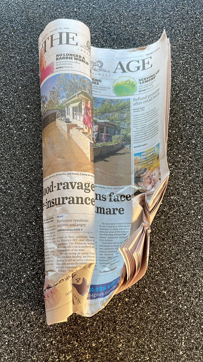EsApos's tweet photo. @theage another morning another crumpled paper! #theage #poorcustomerservice https://t.co/Y488z4DyT1