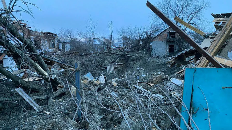 OttomanaNews's tweet photo. EUROPE   
Ukraine: Russian Air Strike
#Ukraine #Russia #AirStrike 
https://t.co/upai8vWGYo https://t.co/hheU7cAwym