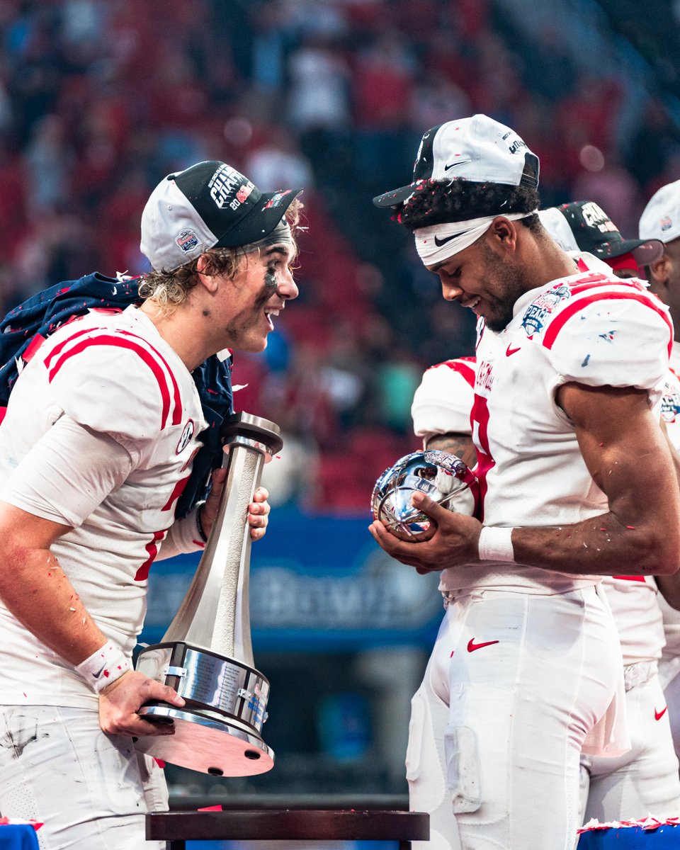 OleMissFB's tweet photo. Our Final AP Ranking of 9th is the best since 1969

@Lane_Kiffin | #HottyToddy https://t.co/OhgbS9wtOC