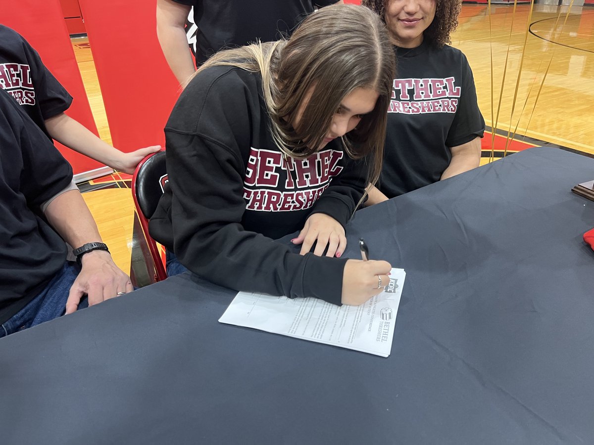 Congratulations to WFHS soccer player, Malayasia Larque, who signed to continue her education and soccer career at Bethel College. #teamWFISD #tellyourWFISDstory #WFISDtalent
@thecoachfree <a href="/WFISDschools/">Wichita Falls ISD</a> <a href="/WFHSCoyotes/">Wichita Falls High</a>  <a href="/WFHS_LCS/">Lady Coyote Soccer</a> <a href="/KfdxTobin/">Tobin McDuff</a> <a href="/MJ_Baird17/">M.J. Baird</a> <a href="/BenCoker3/">Ben Coker</a> <a href="/its_just_chris/">ItsJustChris</a>
