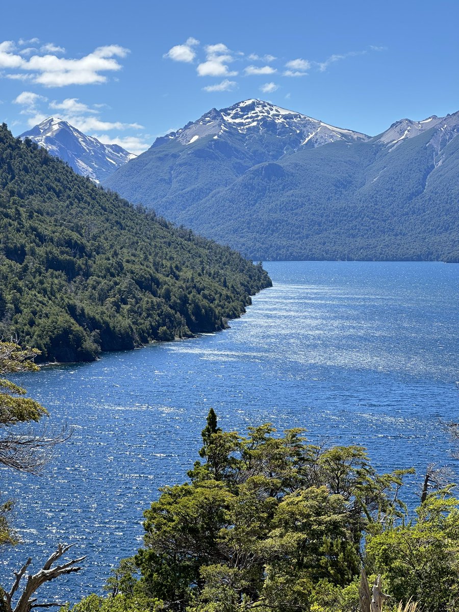 franperez_fp's tweet photo. Patagonia + Starlink sería una locura. Buenos Aires es una trampa, hay que salir de ahí y venir acá. https://t.co/xUpdrbF7Li