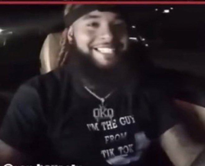 cleyyreloaded's tweet photo. @DailyLoud Driving to work vs realizing your airpods aren’t charged https://t.co/laGc3EM58z