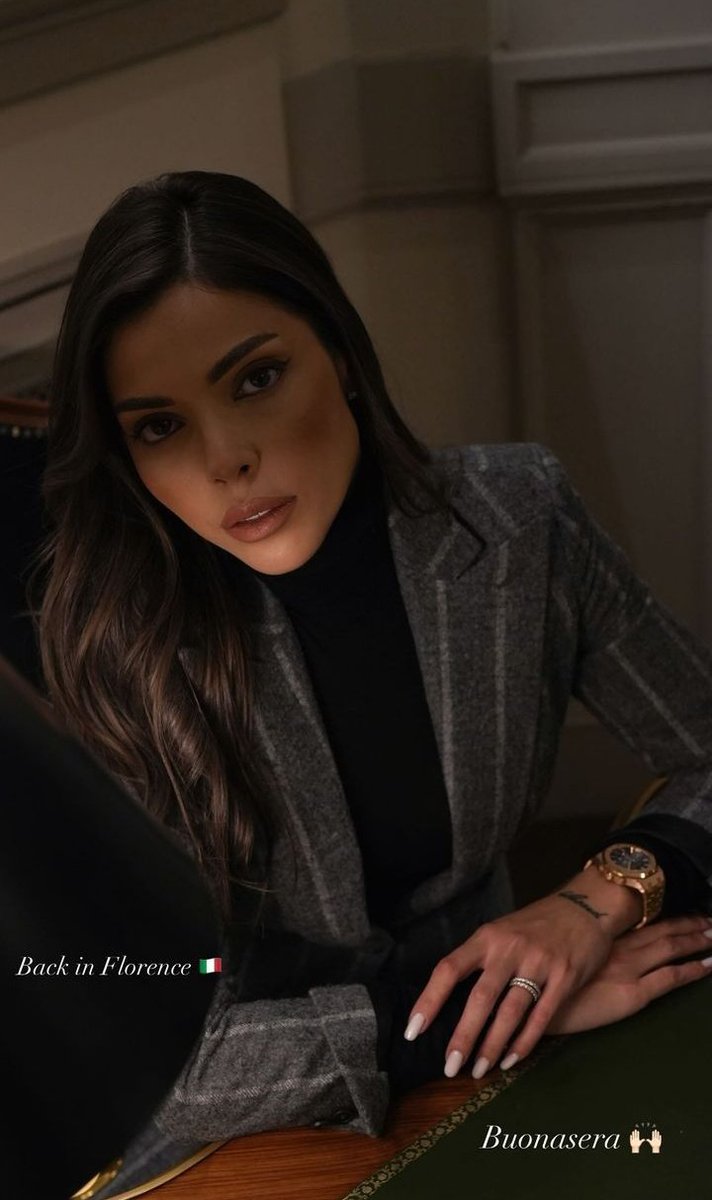 Cellderland's tweet image. Jesus fuck! Buona fucking sera baby!!! 😭🥵🔥 

#Lezbehonest #Acrush