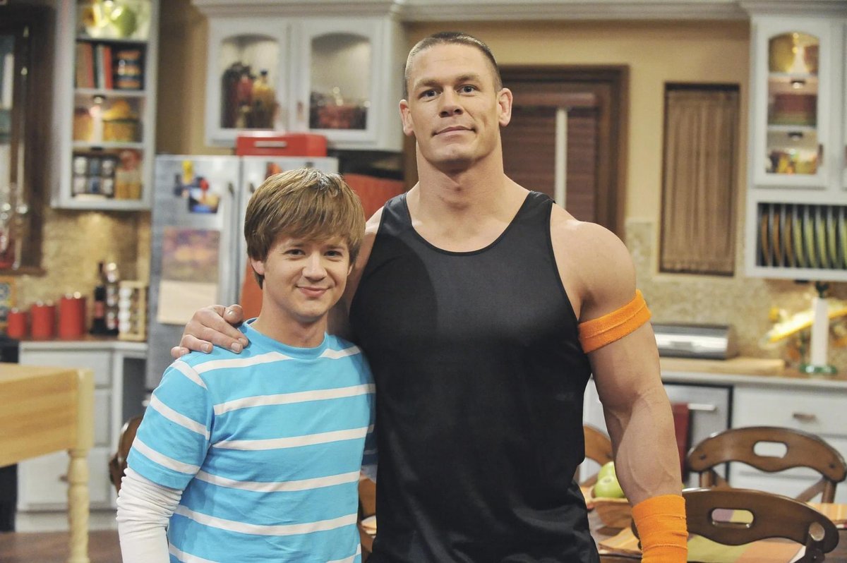 ronix_on's tweet photo. Dato curioso
Para este episodio de Hannah Montana en 2010 el actor Jason Earles, y John Cena, tenían la misma edad.
#HannaMontana #JohnCena #Disney #Series #Clasic #Infancia #MileyCirus https://t.co/FhFj7Bnd5o