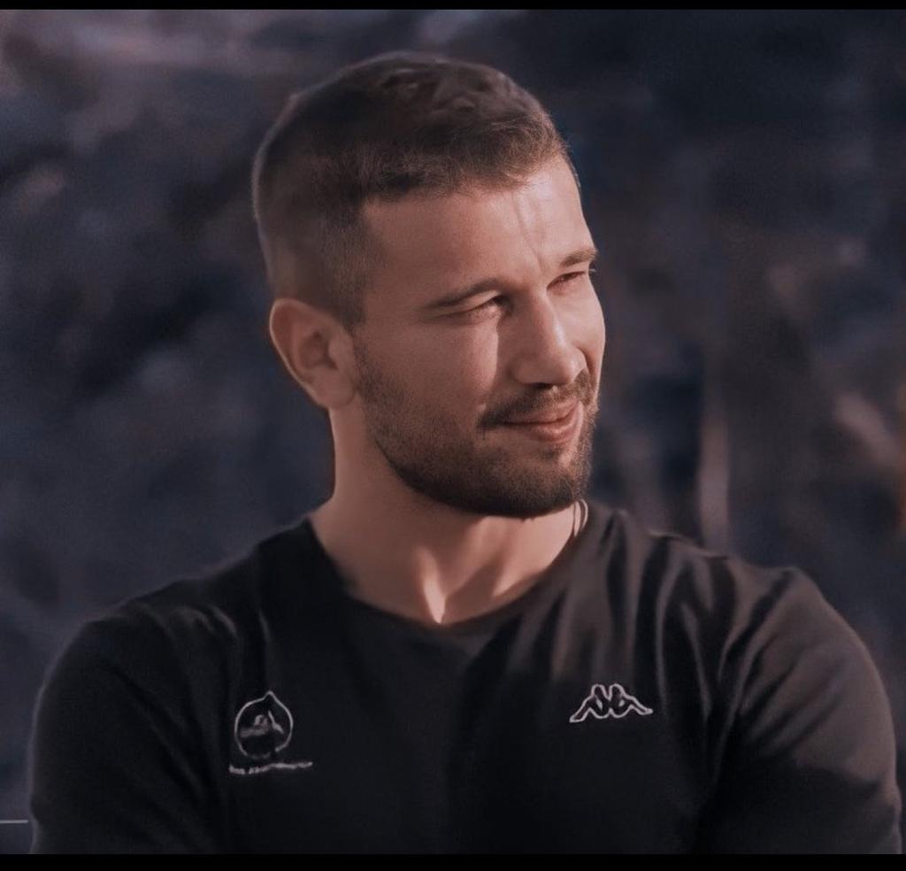 Kadroda olsaydı Turabi'ye nefes aldırmaz , Ogeday'ı garanti sayısı yapardı

#Survivor #SurvivorAllStar2024 #SurvivorAllStar #Survivor2024