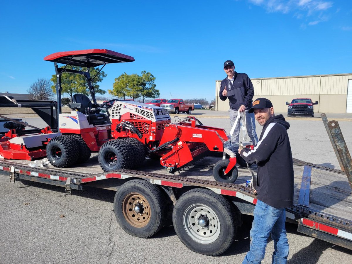 ProTurfProd's tweet image. Compact tractor with a big impact.

Must be a #Ventrac