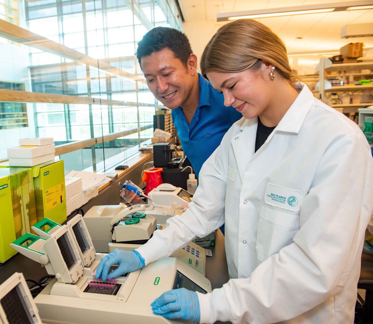 MPFNeuro's tweet photo. Summer HS internship applications are now open! 🧠Spend six weeks in the lab, explore neuroscience technology, learn advanced imaging techniques, and work alongside top researchers. End the summer with your own research project &amp; presentation. Apply now! https://t.co/N05E21DCSI https://t.co/QiHK6LDaiT