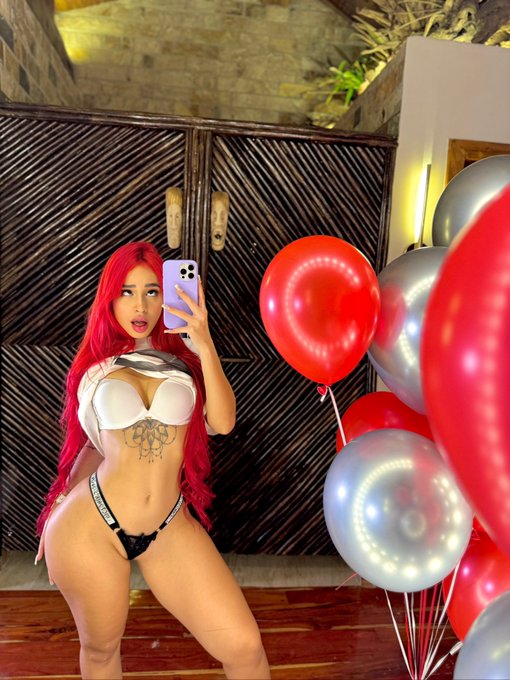 Quien se anima a cogerme en Mi cumple🎉 🥳🎂 https://t.co/TM4MAEQpK5