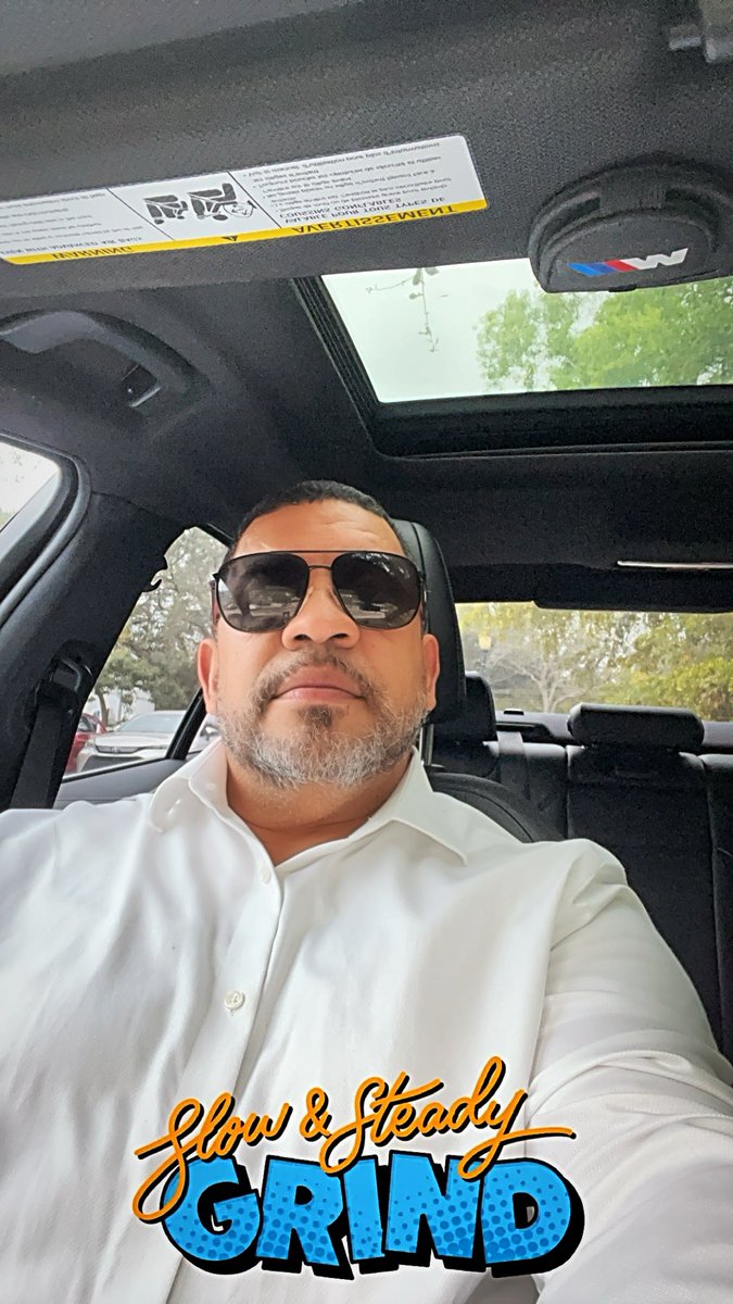 Nate_T_Realtor's tweet photo. On that Grind South Florida Real Estate Nate the Realtor contact me for all your Real Estate needs Nathaniel.Toro@lptrealty.com https://t.co/9FxDaf2NwF
