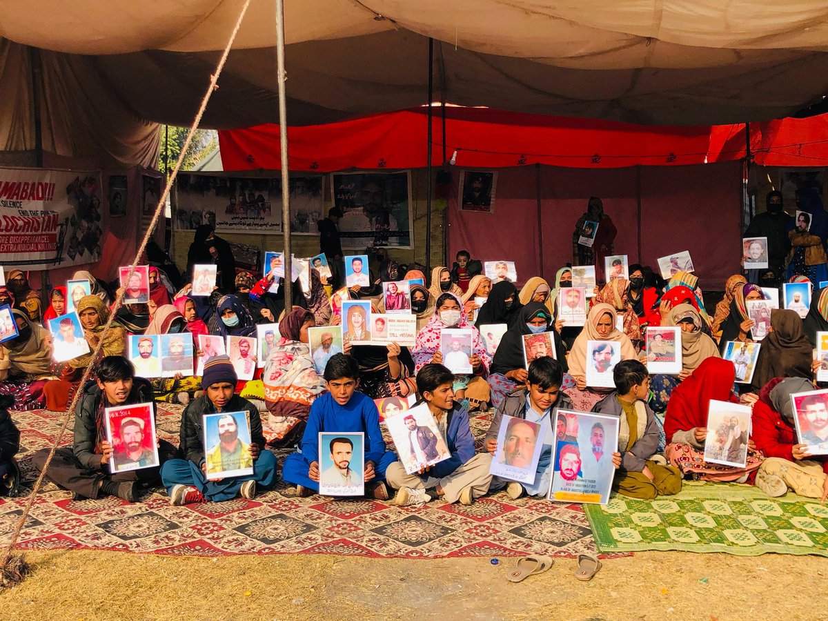 AliHaiderVBMP's tweet photo. #IStandWithBalochMarch

Please stand with our us
Support and solidarity with us
We need your voice
We are unheard since years
We are searching for our loved ones
We #MarchAgainstBalochGenocide
We march against #EnforcedDisappearances https://t.co/3vipBuRzD6