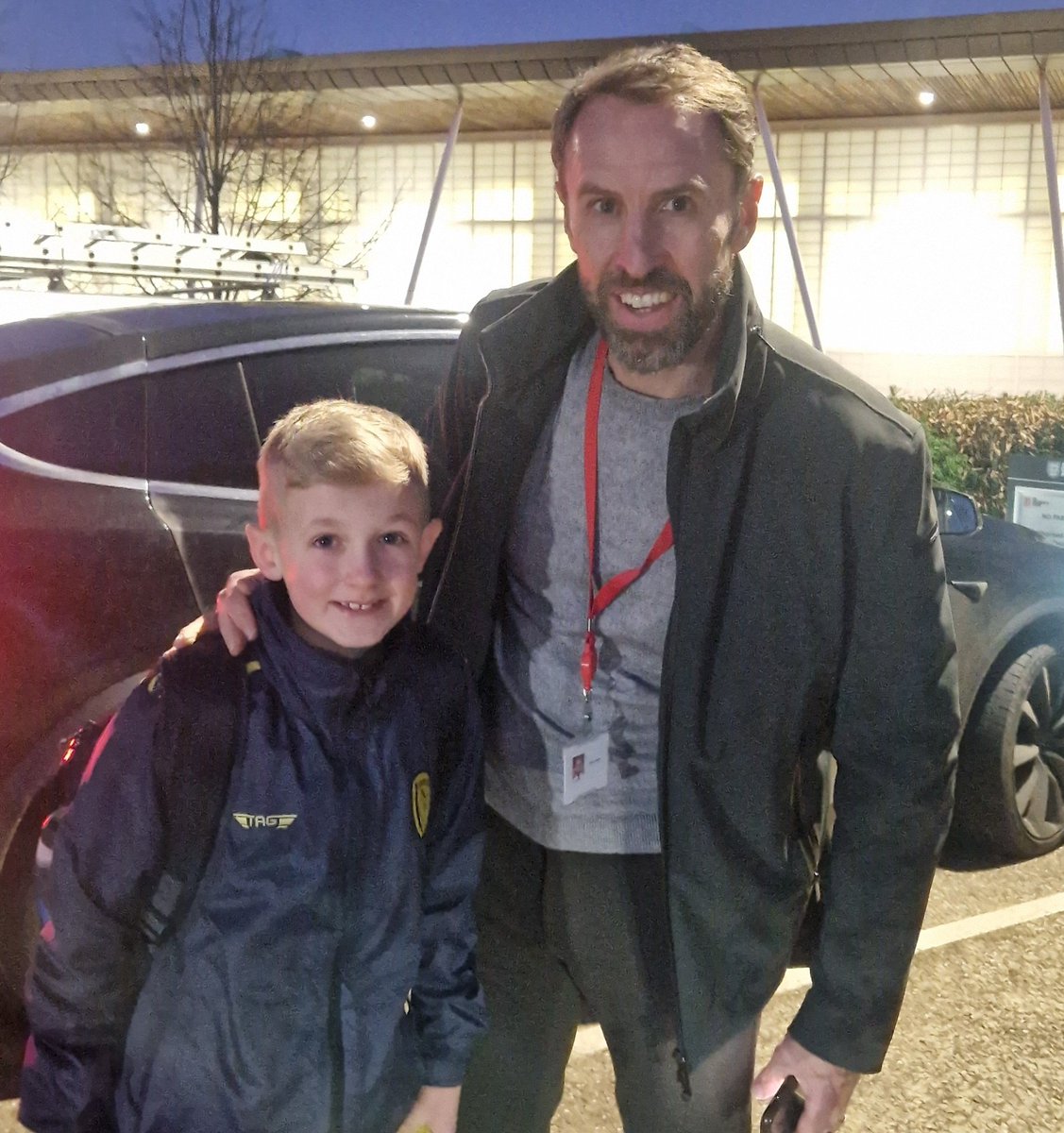 Andy Collins tweet media