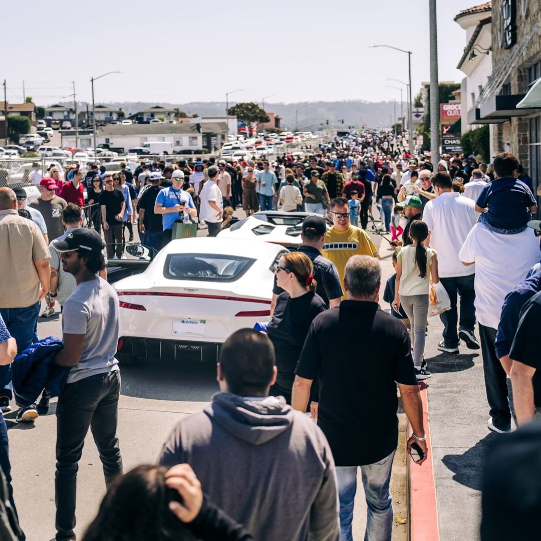 CarManToday's tweet photo. Don’t be mistaken.. that’s no regular Aston Martin! Aston Martin One-77 at #ExoticsOnBroadway !
#exoticsonbroadway #eob2023 #astonmartin #one77 #eob2024 #monterey #seaside #carweek #carweekforever https://t.co/txPONoAKXi