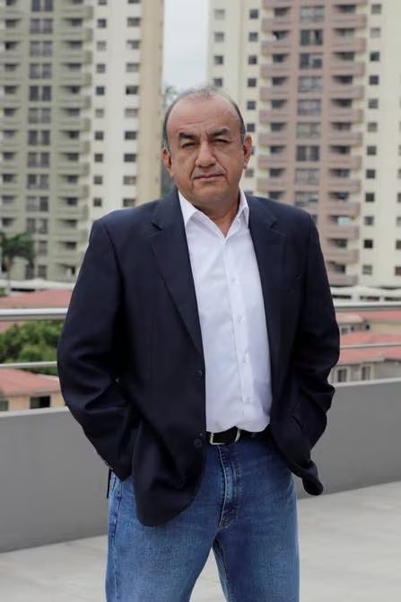 jploayza94's tweet photo. Necesito la valentía, fortaleza y tranquilidad de Jose Delgado en estos momentos, que intranquilo me siento😔 https://t.co/p3oxTGUqck