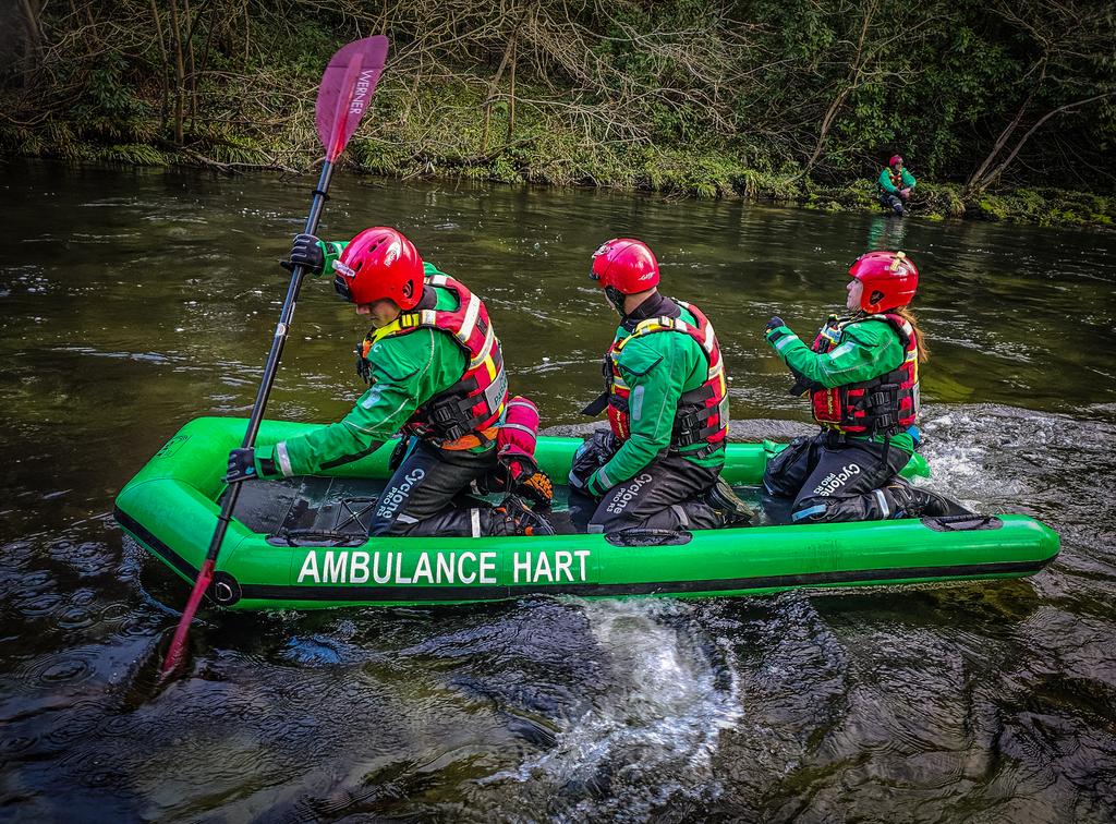 Joe Cartwright (@thecavemedic) on Twitter photo What better way to spend a icy cold snowy day than to get onto the river and practice swift water rescue skills! Fantastic day with <a href="/HARTSWASFT/">SWASFT HART</a> instructors skillfully sharing their knowledge to ensure we can operate safely in this environment. @NARU_Education #HART #MedTwitter What better way to spend a icy cold snowy day than to get onto the river and practice swift water rescue skills! Fantastic day with <a href="/HARTSWASFT/">SWASFT HART</a> instructors skillfully sharing their knowledge to ensure we can operate safely in this environment. @NARU_Education #HART #MedTwitter