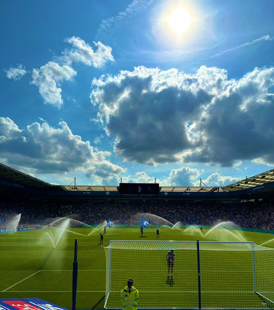 ForzaFlan's tweet photo. @hpphotograf #lcfc #kpstadium https://t.co/lpjLXIbyrv