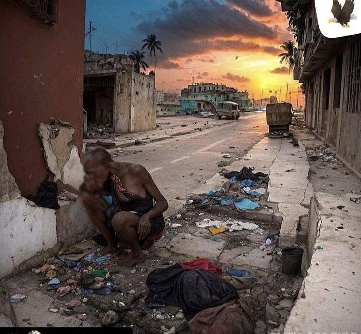 Capitana_espana's tweet photo. No sé quién es el creador de esta obra maestra, pero describe perfectamente el Paraíso Socialista, caracterizado por el hambre, la miseria, la represión y falta de libertades, que logró Fidel Castro para el pueblo de Cuba. 

Abre la imagen. https://t.co/aekt3UnPj0