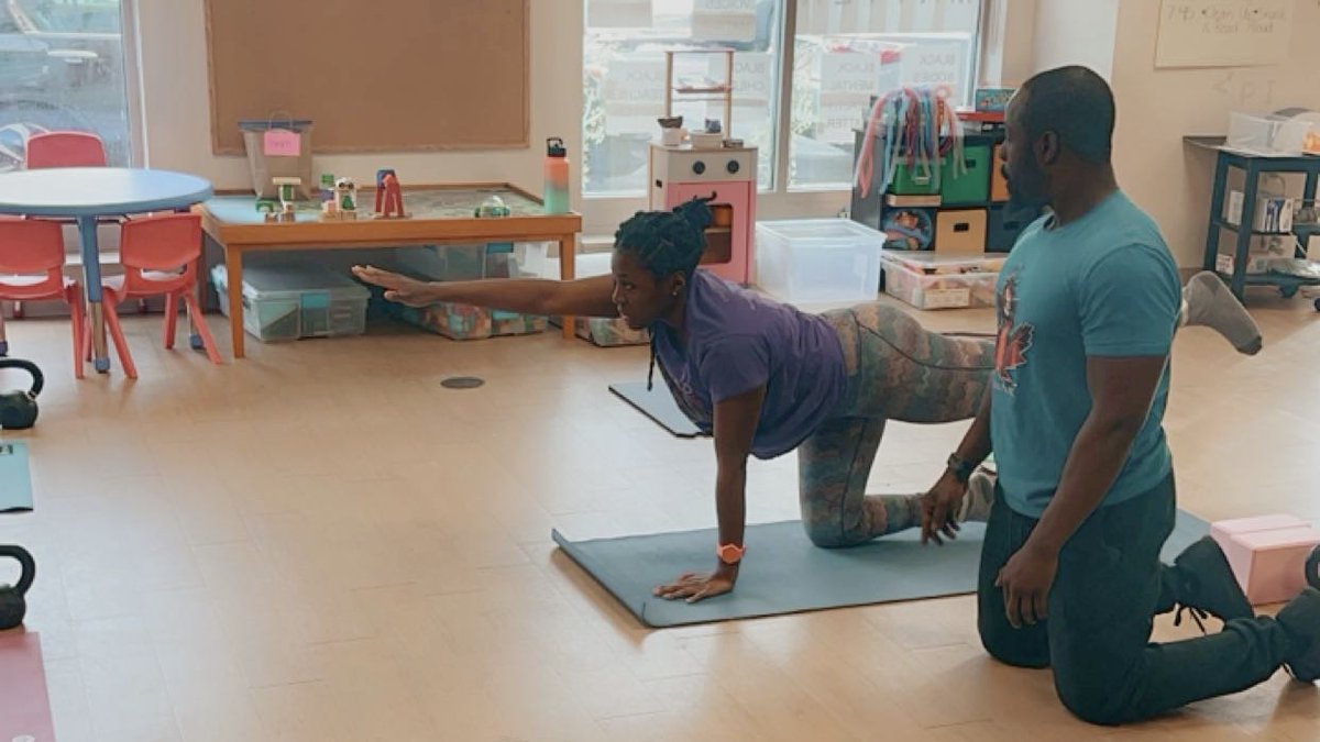 FirstTeacherBos's tweet image. Turning tables! 🌟 Trainer Romel Sanday (@CanadianParkTraining on Instagram) is teaming up with our First Teacher staff for an upcoming 4-week fitness series to make 2024 a year of strength! Stay tuned for more updates! 💪 #powertotheparents #FitnessPartnership #NewYearStrong