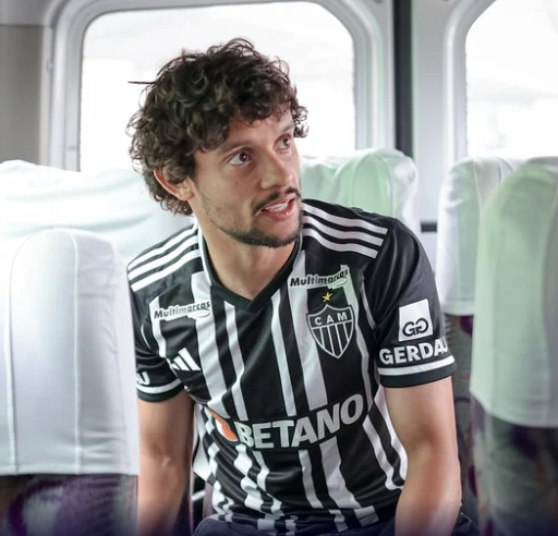 GDbq5xiW8AAS9En?format=png&name=small