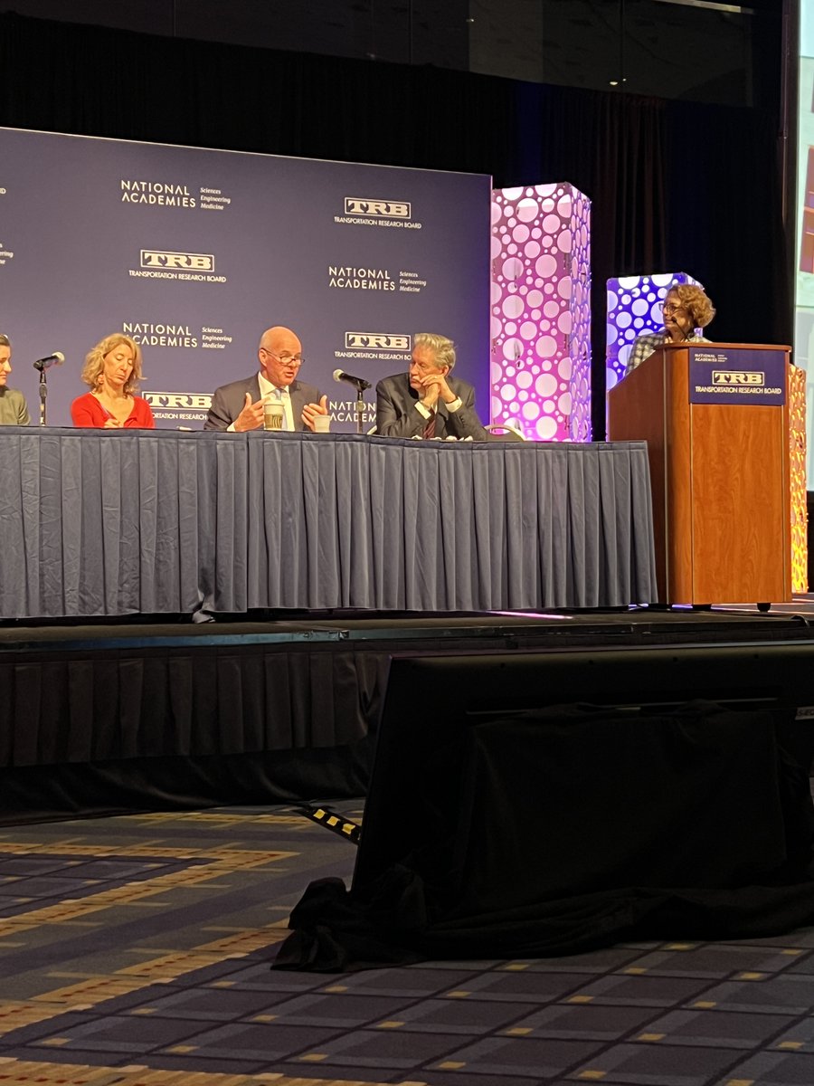 Carlos Braceras tweet media