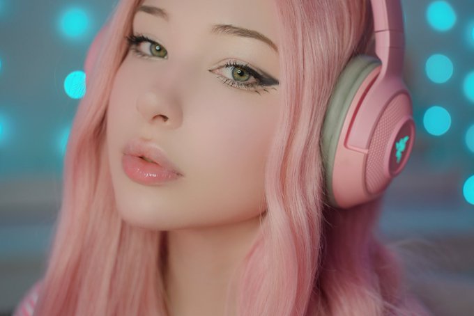1 pic. Staring into your soul https://t.co/PLFdQVR6xq