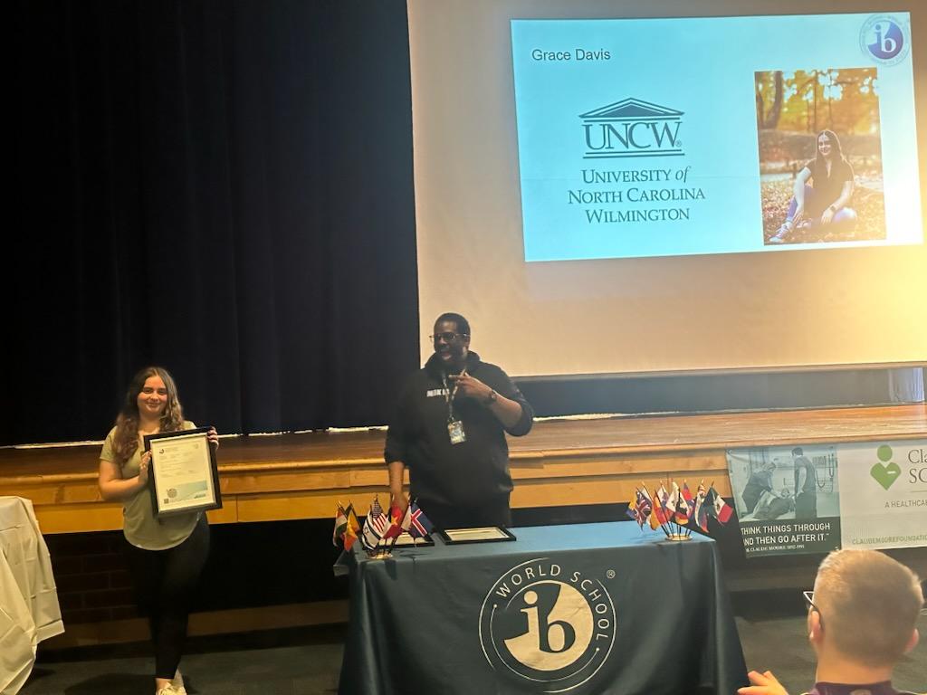 Mr. J. K. Lynch (@mrlynch99) on Twitter photo The class of 2023 is an awesome class. Yesterday, we honored 4 IB graduates who earned enough points to receive the IB Diploma.
And I am grateful that they each took a minute to impart wisdom to the classes of 24, 25 & 26! @ccpsinfo <a href="/Chrissy_Frias/">Christina Frias</a> <a href="/mbkhsccps/">Meadowbrook High School</a> #oneccps The class of 2023 is an awesome class. Yesterday, we honored 4 IB graduates who earned enough points to receive the IB Diploma.
And I am grateful that they each took a minute to impart wisdom to the classes of 24, 25 & 26! @ccpsinfo <a href="/Chrissy_Frias/">Christina Frias</a> <a href="/mbkhsccps/">Meadowbrook High School</a> #oneccps