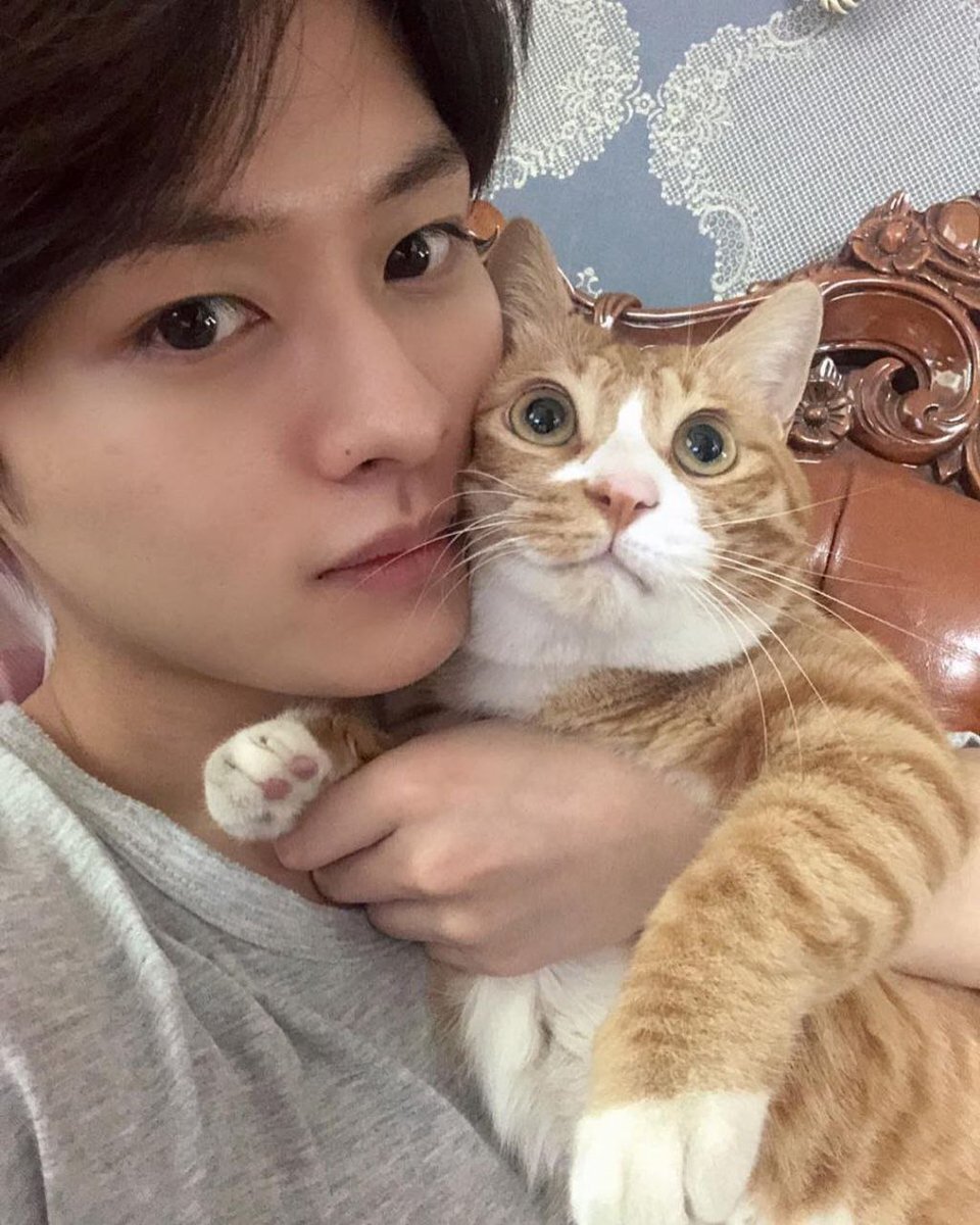 Happy birthday to my dwaejji one, Mbah Soonie. ❤️