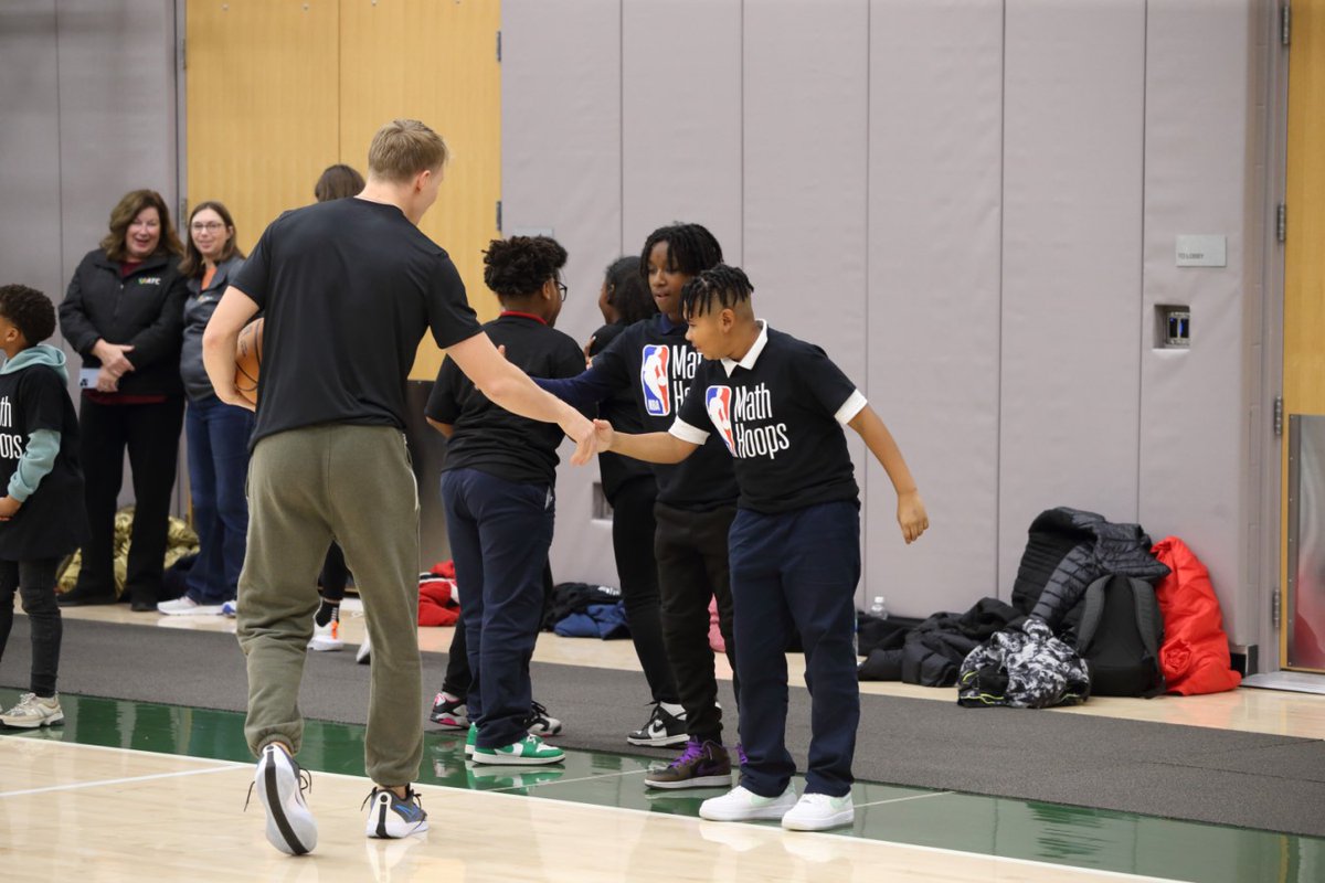 ATCgrid's tweet photo. #MathHoops makes math fun! Learn more about how @BucksCommunity, players AJ Green and Andre Jackson Jr., and @BGCMilwaukee brought this educational board game to life: https://t.co/AOyjBGGfz5 

#STEM #Bucks https://t.co/oABHbH8mfd