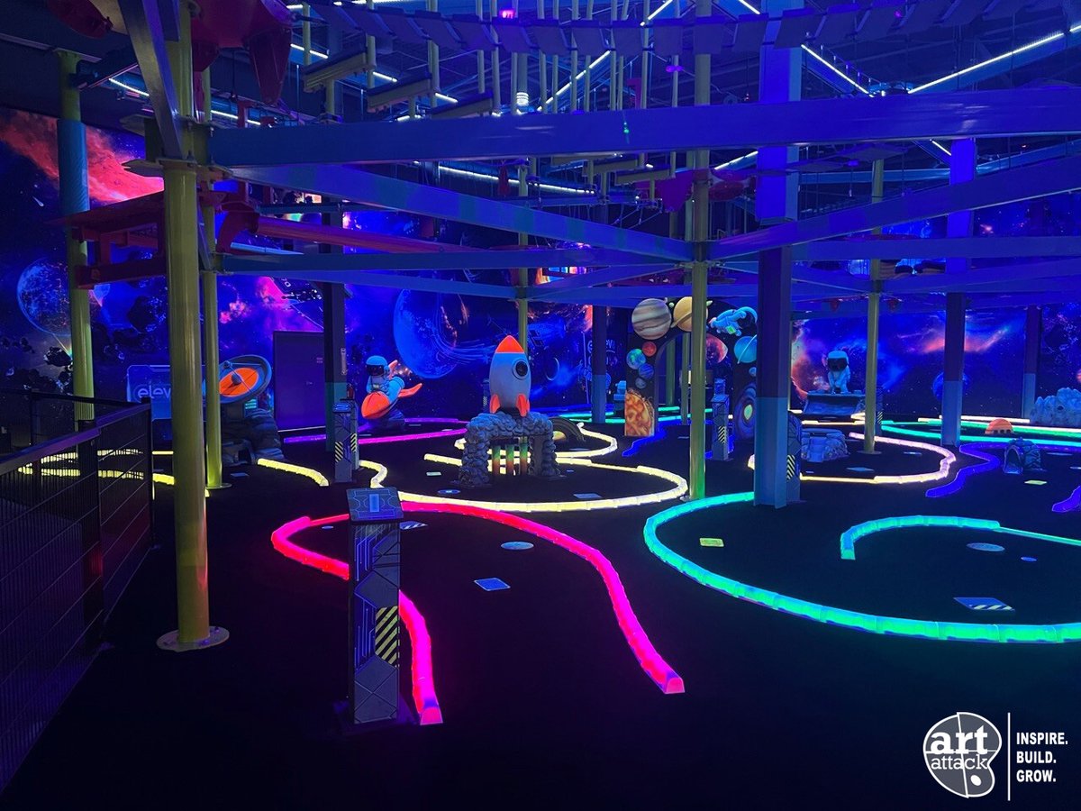 Get ready to putt your way into a new dimension with Art Attack's mini golf courses! Our HD Graphix and Pulse Glow Curb will have you seeing holes in a whole new light! #InspireBuildGrow #Minigolf #Prop #HDGraphix #PulseGlowCurb