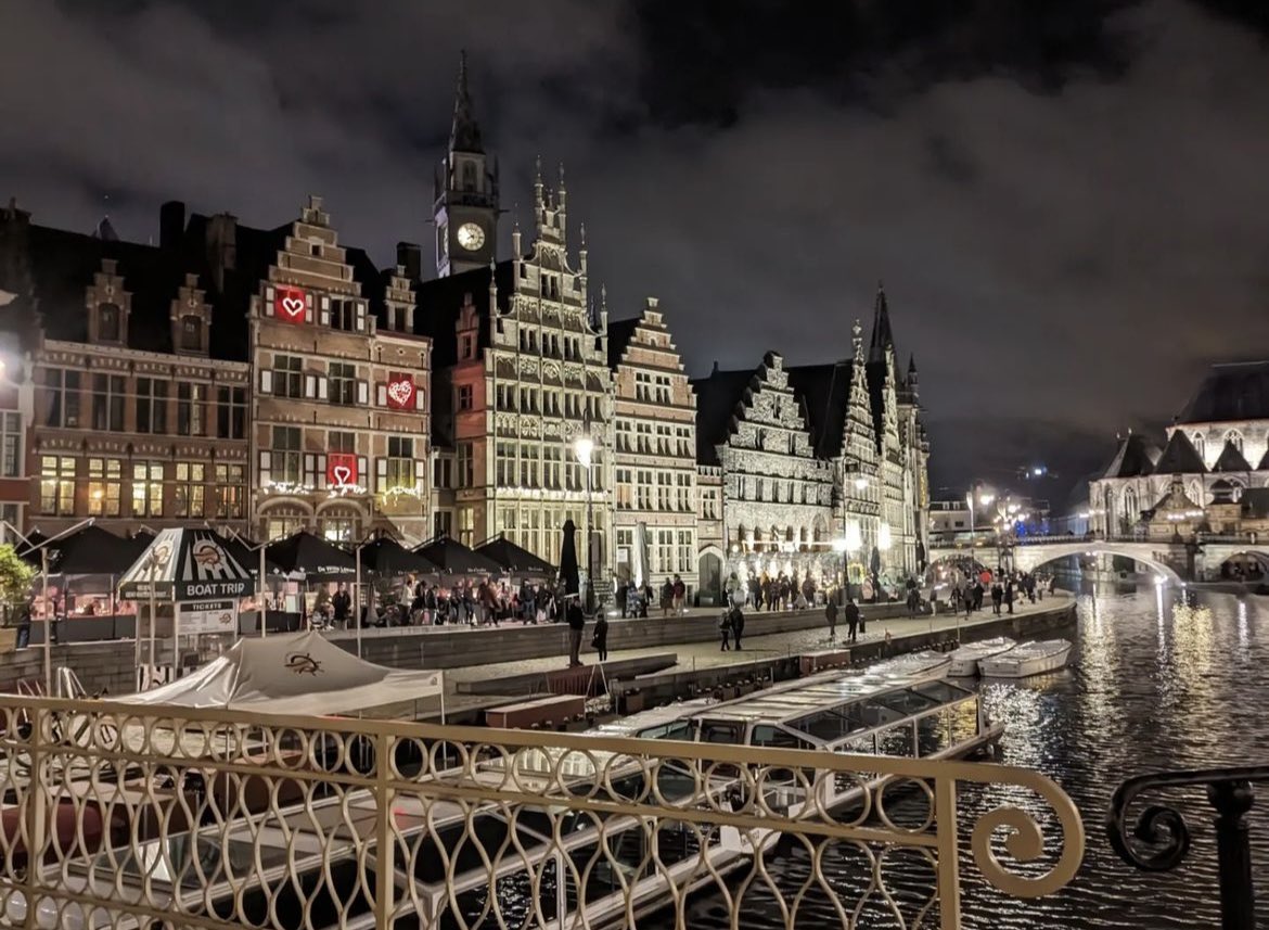 Gullible tweet media