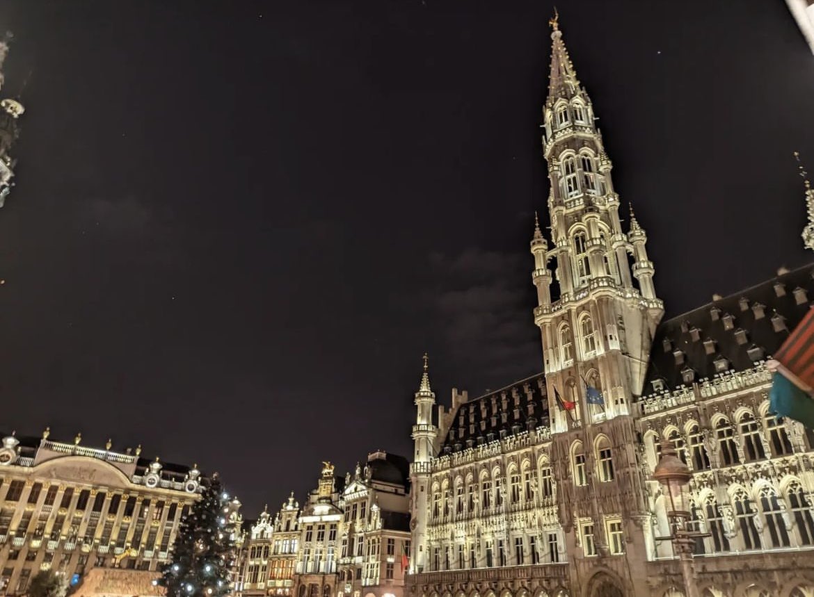 Gullible tweet media