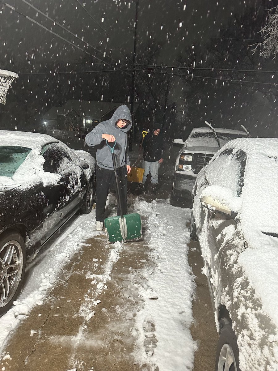 John Patterson and his dad out getting some drives shoveled last night and today!#railernation