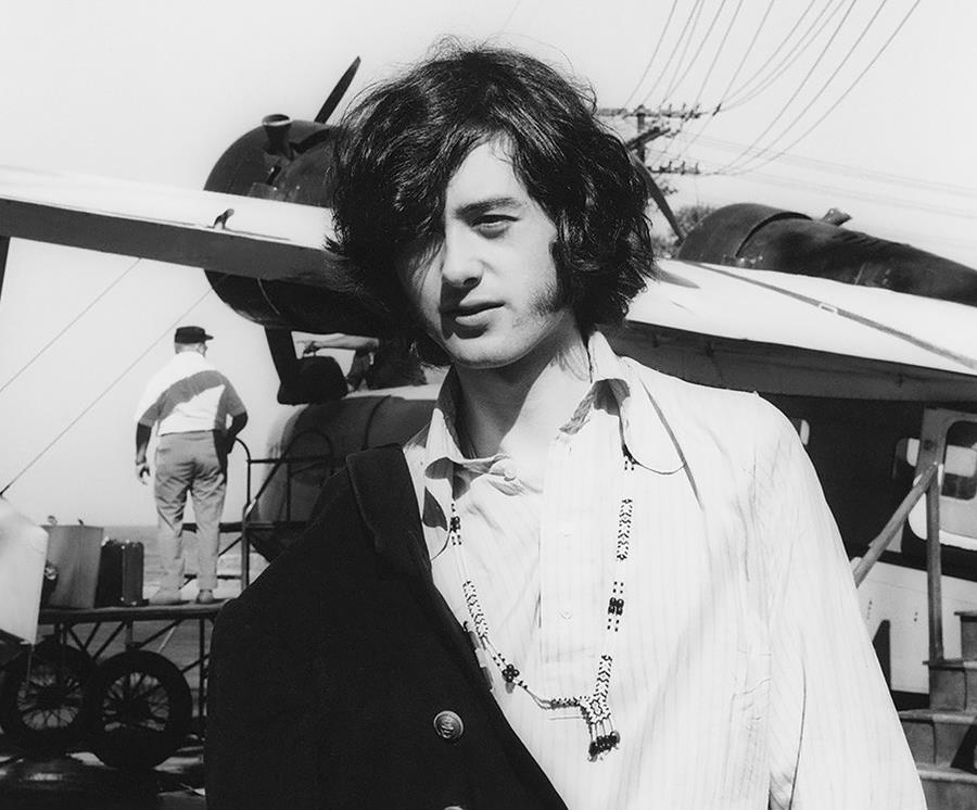 🎸Happy 80th Birthday Jimmy Page🎸  👇youtube.com/embed/M2T6t5nu…