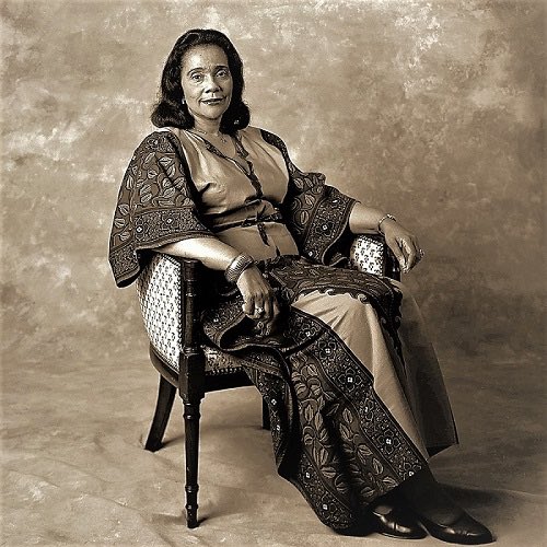 My mother wasn’t a prop. 

She was a peace advocate before she met my father and was instrumental in him speaking out against the Vietnam War. 

Please understand…my mama was a force. 

Here’s what I wrote about her a few years ago: huffpost.com/entry/coretta-…

#CorettaScottKing