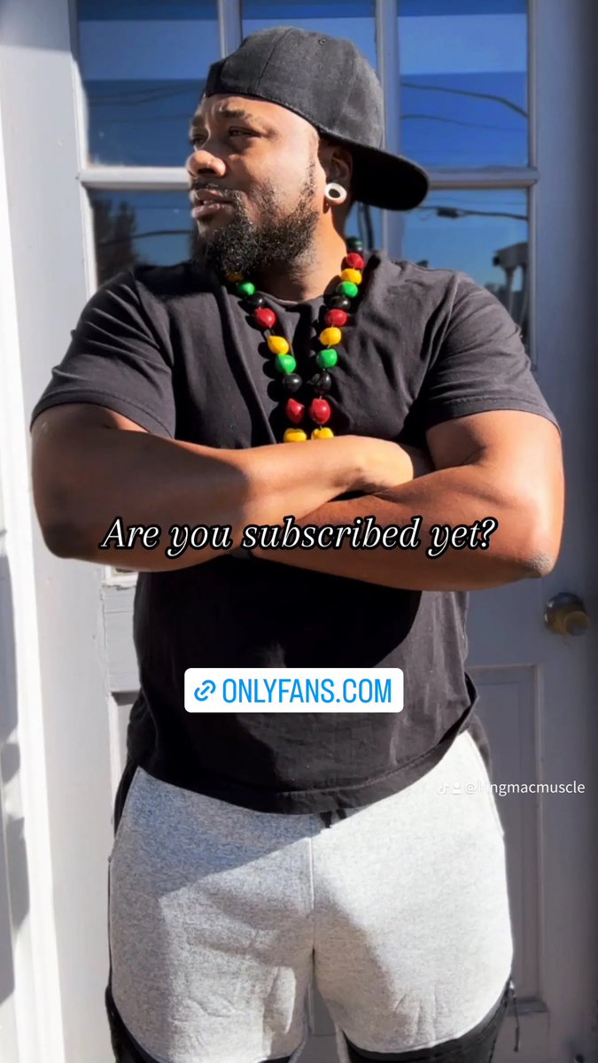 KingMacMuscle's tweet photo. Where are my girls with #onlyfans #findom #boss #lifestyle #poly 

https://t.co/Zc0rHihQvj https://t.co/WDQA6XYtlQ