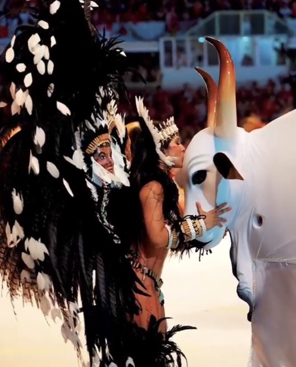 Isabelle Nogueira é a cunhã-poranga do boi Garantido no Festival de Parintins, mas o que isso significa? segue a thread e vem saber mais ⬇️ #BBB24