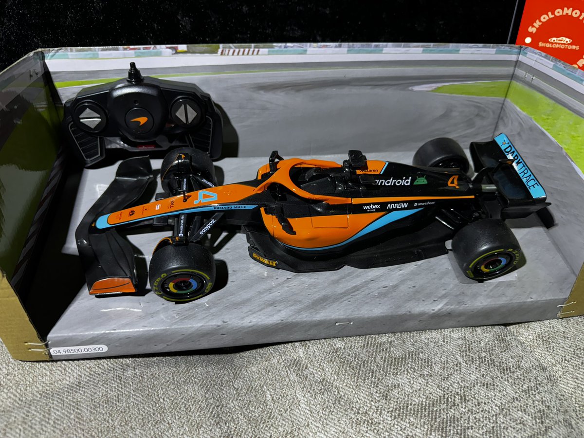 ¡PIEZA EN PROMOCIÓN! 🚨🚨🚨

Tenemos este MCL36 a control remoto en $699 debido a un ligero daño en la caja del mismo, sin embargo, la pieza se encuentra en excelente estado. ¡PREGUNTEN y pueden llevarse el ENVÍO GRATIS! 🏎️