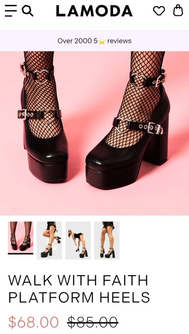 Who wants to buy me these so they can worship my feet and shoes? 😇 I will send you pics https://t.co