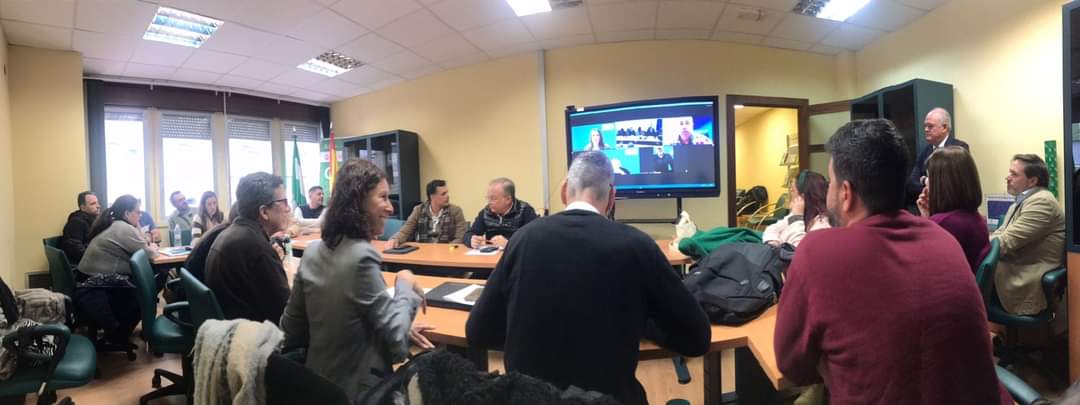 <a href="/usojaen/">usojaen</a> y nuestras delegadas  Mabel y Juana ✍🏻 acuerdo con Salud Responde y la mediación del SERCLA tras denuncia de nuestro sindicato y junto a las organizaciones UGT y CGT. Casi 300 trabajadores percibiran cantidades económicas de ajustes de convenio y atrasos <a href="/AccionsindUSO/">Acción Sindical USO</a>