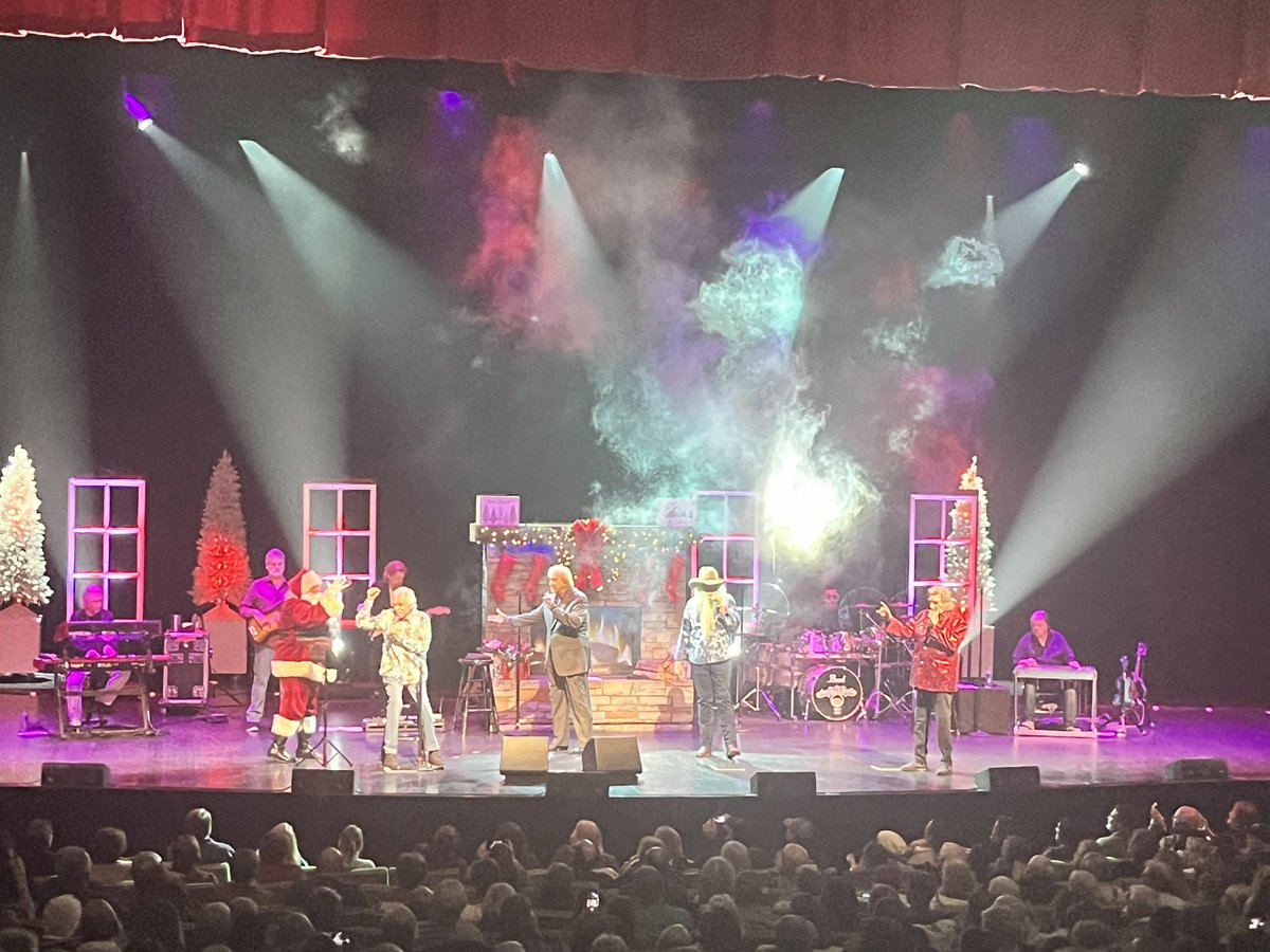 Hmmm i love <a href="/oakridgeboys/">The Oak Ridge Boys</a> not sure if the signers reply to me 
<a href="/wlgolden/">William Lee Golden</a> 
<a href="/joebonsall/">Joe Bonsall</a> 
<a href="/oakridgeboys/">The Oak Ridge Boys</a> 
<a href="/RASterban/">Richard Sterban</a> 
<a href="/DuaneAllen32993/">Duane Allen</a> 
You guys rock! 

We were there at midland Michigan on November 26 2023