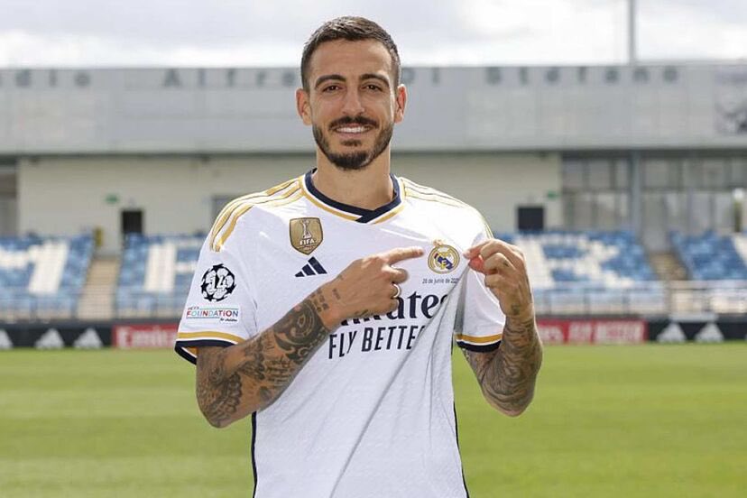 doriannvga's tweet photo. Porque está Joselu en la isla?
 #LaIslaDeLasTentaciones1 https://t.co/HF6A0LBpKH