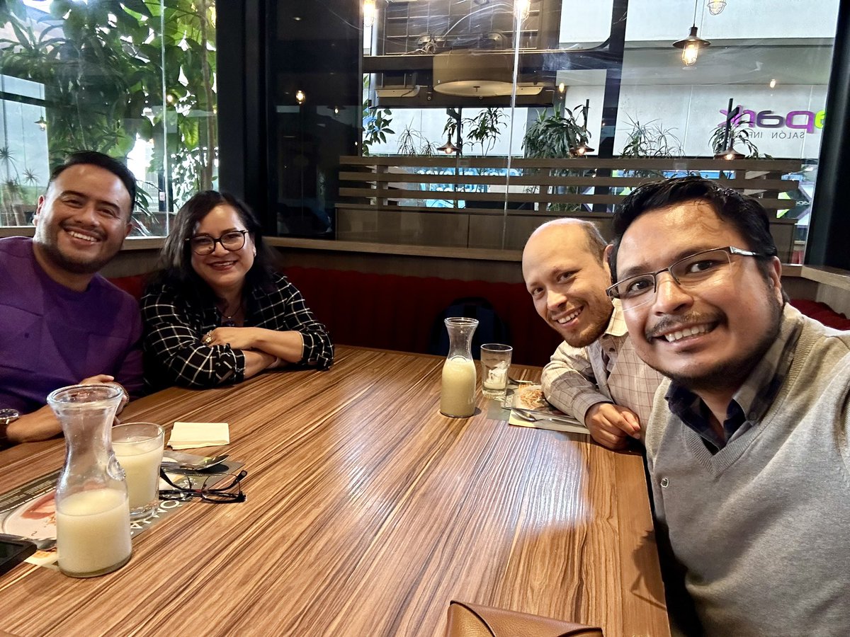 Previo al Foro Académico del <a href="/Cfata_Unam/">Centro de Física Aplicada y Tecnología Avanzada</a> que impartirá nuestro colega Braulio <a href="/MolinaGroup/">Rodríguez-Molina group</a> del <a href="/iquimicaunam/">Instituto de Química</a> 🧪⚗️🥼
Bienvenido al CFATA y a la <a href="/UNAM_MX/">UNAM</a> Campus Juriquilla!