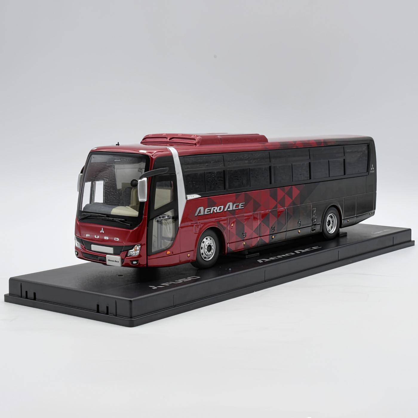 FUSO エアロバス 1/43 無色ボディー 未使用モデル 三菱ふそう / FUSO Official on X: 