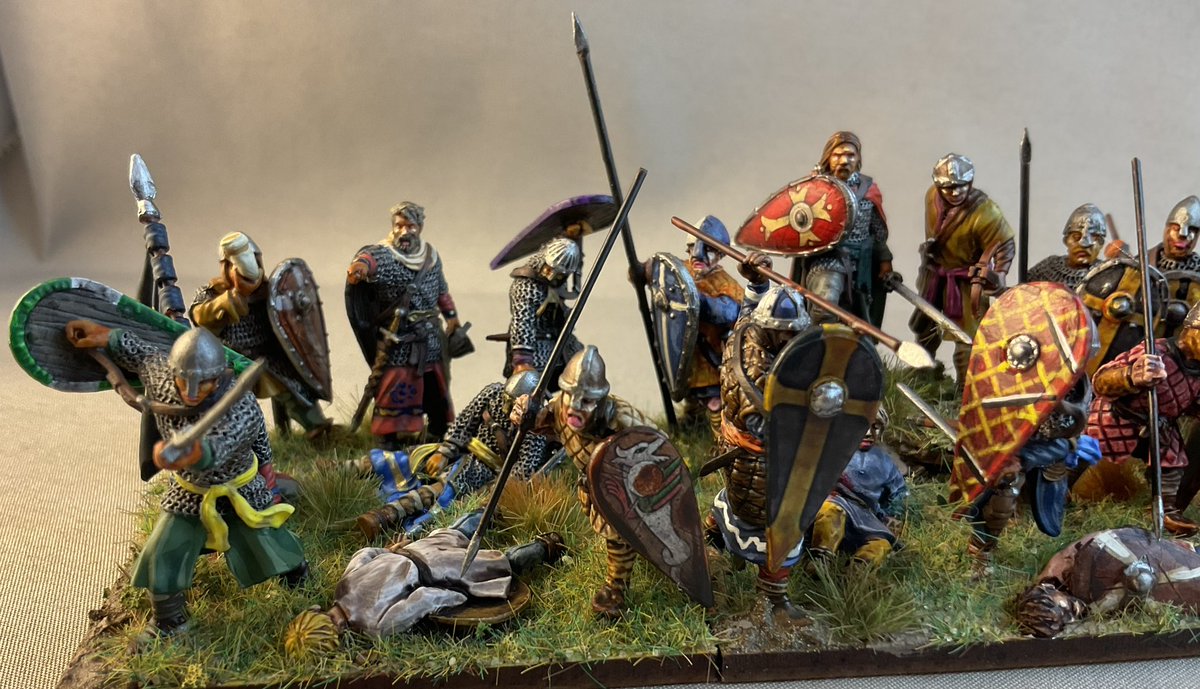 Oldwargamer's tweet photo. Finished some #Normans, these are mostly 3D resin printed from #ReconquerDesigns, with a few metal minis thrown in to make the bases heavy.
#wargaming #wargames #wargames #28mm https://t.co/7qPchNVZ6z