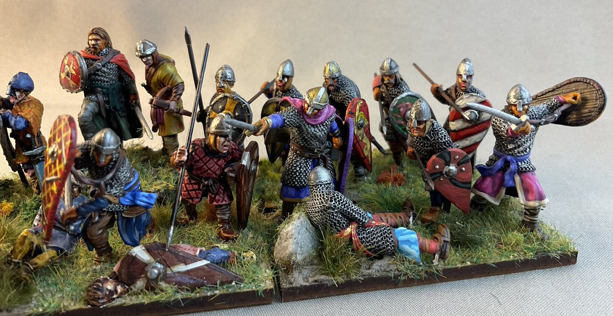 Oldwargamer's tweet photo. Finished some #Normans, these are mostly 3D resin printed from #ReconquerDesigns, with a few metal minis thrown in to make the bases heavy.
#wargaming #wargames #wargames #28mm https://t.co/7qPchNVZ6z